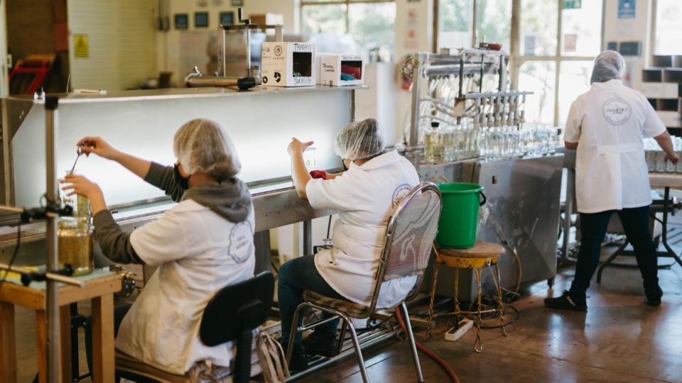 Las mujeres, más amenazadas que los hombres por el avance de los robots